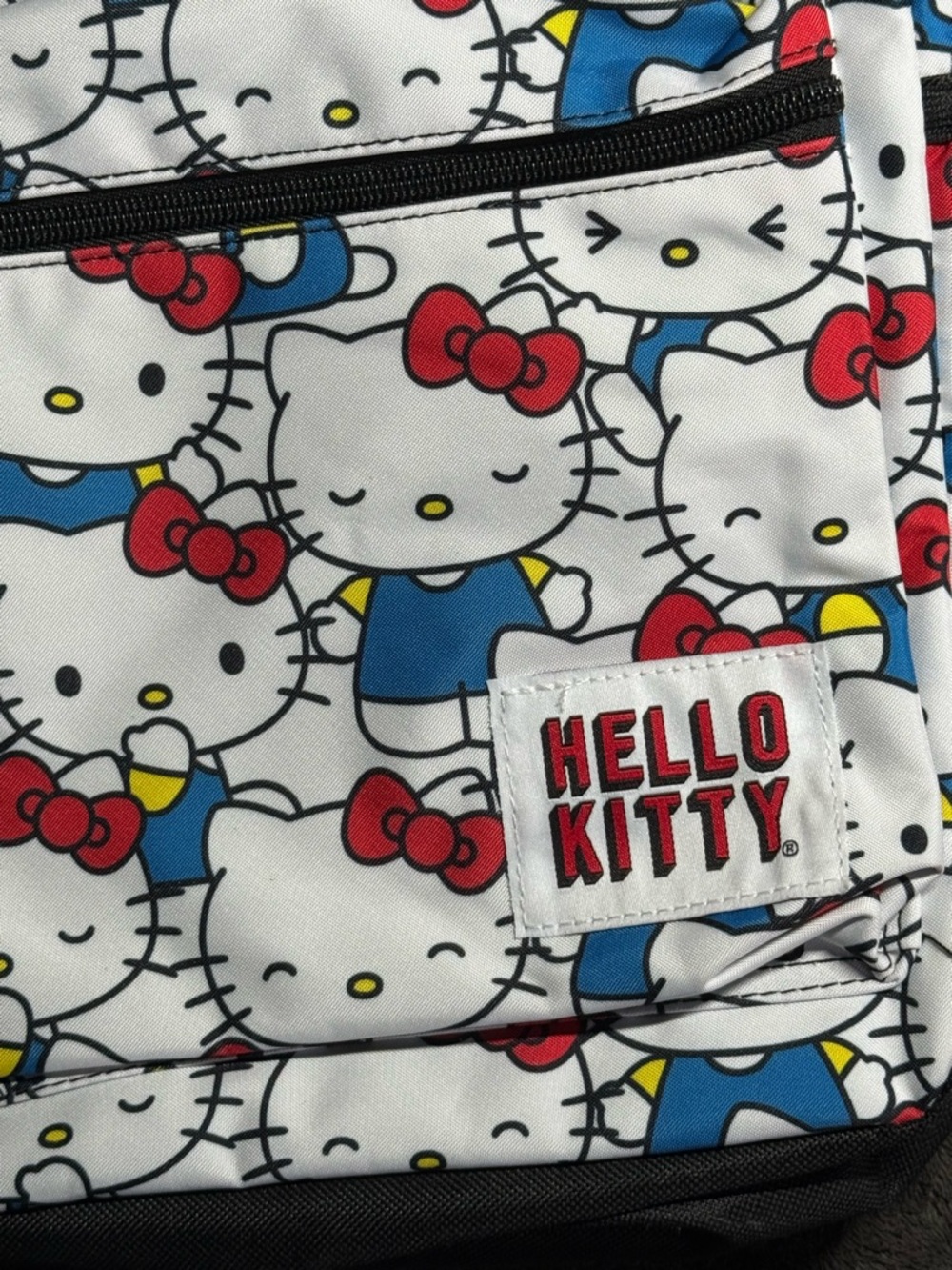 Hello kitty backpack bundle (2) - Picture 3 of 12